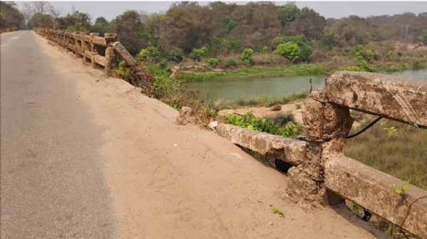 ବିପଦସଂକୁଳ ଅଵସ୍ଥା ରେ କୁଶେଇ ସେତୁ