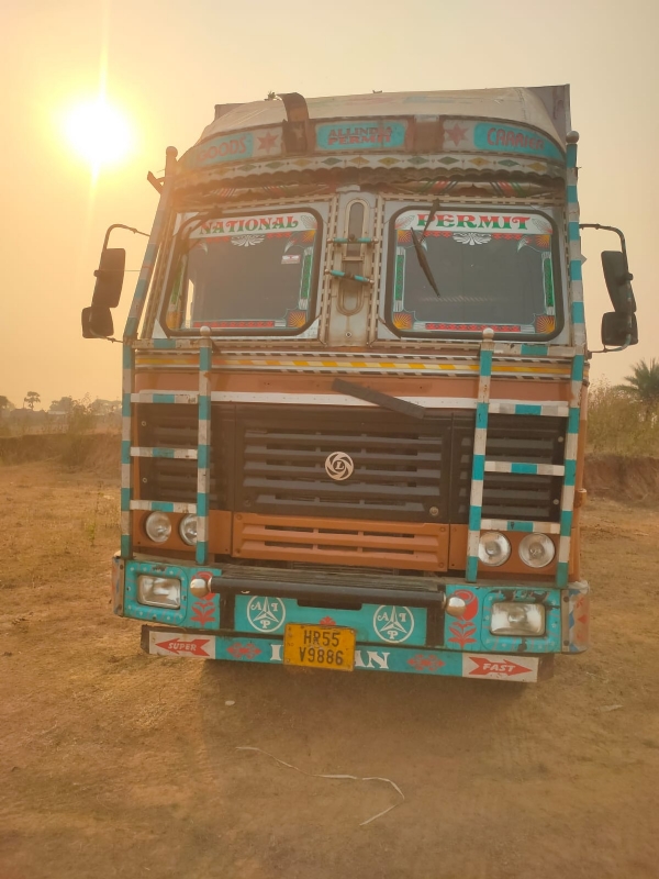 ବେଆଇନ ଭାବେ କଣ୍ଟେନର ରେ ଚାଲାଣ ହେଉଥିବା ୮୧ ଗୋରୁ ଜବତ, ଡ୍ରାଇଭର ଗିରଫ ବେଆଇନ ଭାବେ କଣ୍ଟେନର ରେ ଚାଲାଣ ହେଉଥିବା ୮୧ ଗୋରୁ ଜବତ, ଡ୍ରାଇଭର ଗିରଫ