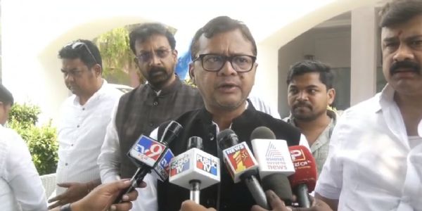 ବିଧାନସଭା ନିର୍ବାଚନରେ କ୍ରସଭୋଟ୍ ଦେବା ପାଇଁ ଓଡ଼ିଶାର କଂଗ୍ରେସ ବିଧାୟକଙ୍କୁ ୫ କୋଟି ଟଙ୍କା ପ୍ରଦାନ, କୋରାପୁଟ ସାଂସଦଙ୍କ ସୂଚନା