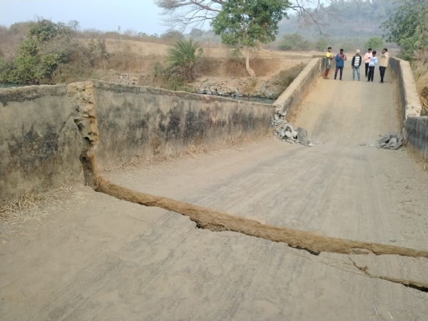 ବିପଦ ସଙ୍କୁଳ ଅବସ୍ଥାରେ ରହିଛି କୋଲାବ ଜଳ ସେଚନ ବିଭାଗ ର  ବ୍ରିଜ