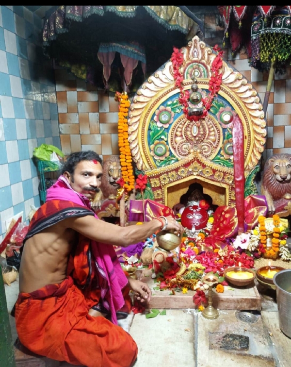 ଅଧିଷ୍ଠାତ୍ରୀ ଦେବୀ ମାଁ ପାଟଣେଶ୍ୱରୀ ପୀଠରେ ନବ ଦିନାତ୍ମକ ବାସନ୍ତିକ ପୂଜା ପ୍ରସ୍ତୁତି