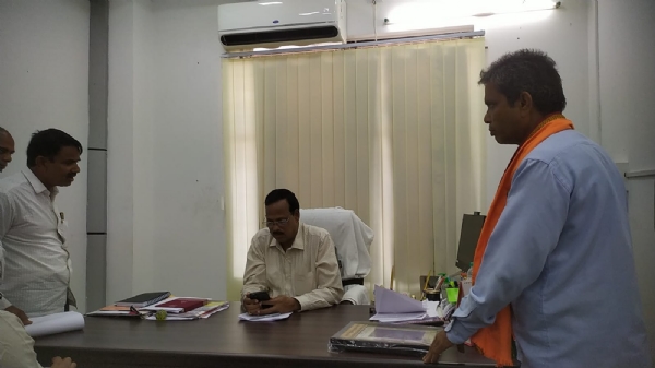 charitarafa chasi karibe rasta roka