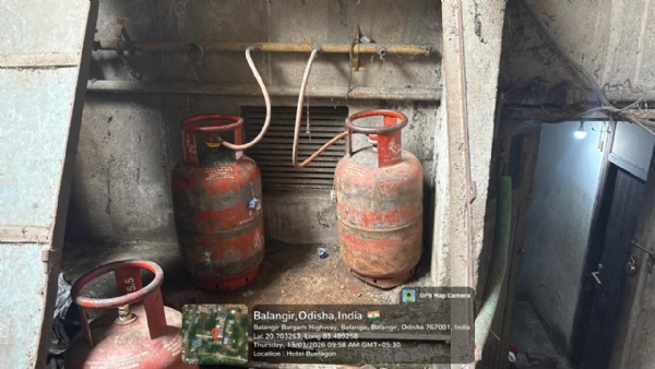 ବଲାଙ୍ଗୀର ମ୍ୟୁନିସିପାଲିଟିରେ ଏଲ୍ ପି ଜି ସିଲିଣ୍ଡର ଅବୈଧ ବ୍ୟବହାର ବିରୋଧରେ ଏନଫୋର୍ସମେଣ୍ଟ କାର୍ଯ୍ୟ