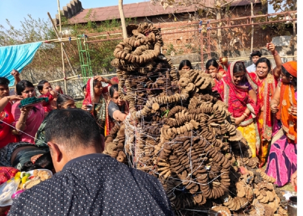 ମାରୱାଡି ସମାଜ ପକ୍ଷ ରୁ ହୋଲି ଉତ୍ସବ ପାଇଁ  ଦଣ୍ଡା ରୋପଣ