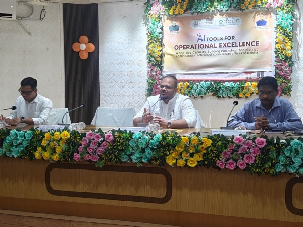 ପ୍ରଶାସନିକ କାର୍ଯ୍ୟଦକ୍ଷତା ବୃଦ୍ଧି ପାଇଁ ଏଆଇ ଟୁଲ୍ ର ପ୍ରୟୋଗ,ମାଲକାନଗିରିରେ ଅନୁଷ୍ଠିତ ହେଲା ସ୍ୱତନ୍ତ୍ର