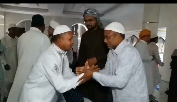 ବଲାଙ୍ଗିର ଜିଲ୍ଲାରେ ହର୍ସ ଉଲ୍ଲାସରେ ମୁସଲିମ ସମ୍ପ୍ରଦାୟର   ଇଦ ଉଲ ଫିତର ପର୍ବ ପାଳନ କଲେ