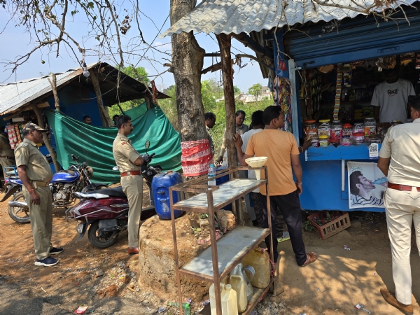 ପାନ ଦୋକାନରୁ ଦେଶି ଓ ବିଦେଶି ମଦ ଜବତ