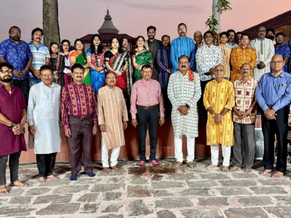 ସମଲେଶ୍ୱରୀ ମନ୍ଦିରରେ ଭଜନ ସନ୍ଧ୍ୟା