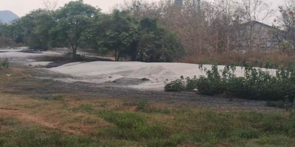 ରାଇସ ମିଲ ମାନଙ୍କରୁ ବାହାରୁ ଥିବା ପାଉଁଶ ଯୋଗୁଁ ଲୋକେ ଅସୁବିଧା ର ସମ୍ମୁଖୀନ