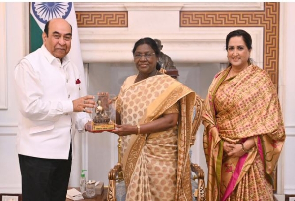 ରାଷ୍ଟ୍ରପତି