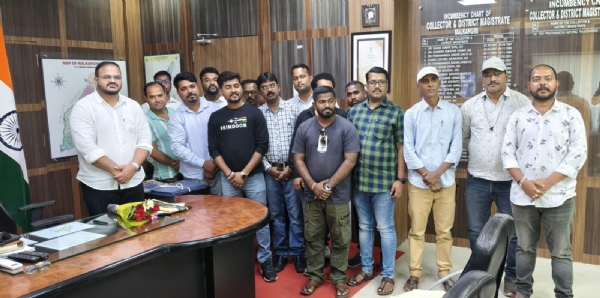 ନୂତନ ଜିଲ୍ଲାପାଳଙ୍କ ସହ ସୌଜନ୍ୟମୂଳକ ସାକ୍ଷାତ କଲା ଜିଲ୍ଲା ଉତ୍କଳ ସାମ୍ବାଦିକ ସଙ୍ଘ : ଜିଲ୍ଲା ବିକାଶର