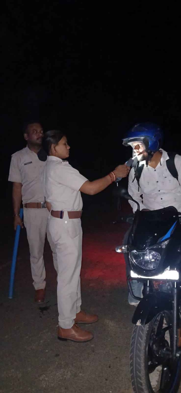 ପରିବହନ ବିଭାଗର ସ୍ୱତନ୍ତ୍ର ସଡ଼କ ସୁରକ୍ଷା ସଚେତନତା ଅଭିଯାନ ପରିବହନ ବିଭାଗର ସ୍ୱତନ୍ତ୍ର ସଡ଼କ ସୁରକ୍ଷା ସଚେତନତା ଅଭିଯାନ