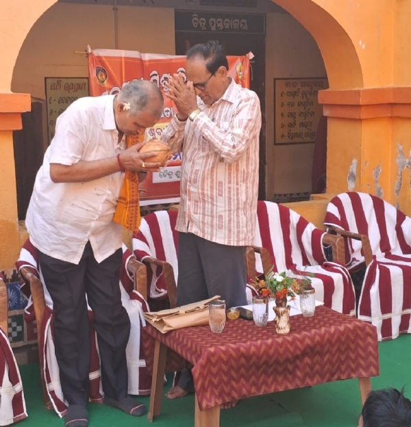 ସରସ୍ଵତୀ ଶିଶୁ ବିଦ୍ୟା ଜ୍ଞାନ ମନ୍ଦିର କଦମ୍ ପଡା ବଲାଙ୍ଗିର ଶିଶୁବାଟିକା ବିଭାଗରେ ଶ୍ରୀରାମ ନବମୀ ପାଳିତ ।