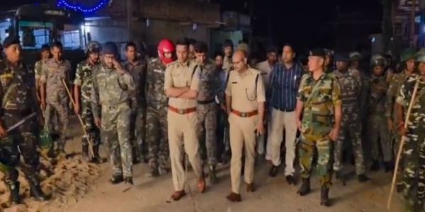 ଝାରଖଣ୍ଡର ଗଢୱାରେ ମହାଷ୍ଟମୀର ଶୋଭାଯାତ୍ରା ଉପରେ ପଥରମାଡ, 19     ଗିରଫ