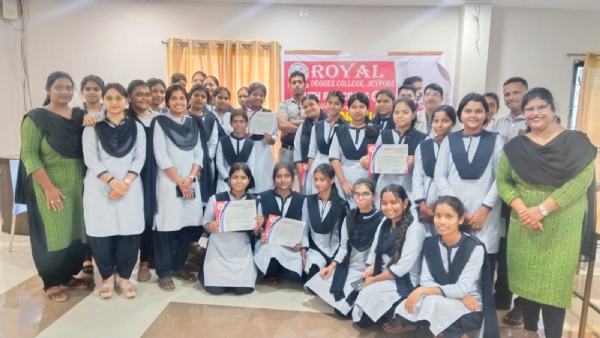 ରୟାଲ ଡ଼ିଗ୍ରୀ କଲେଜ ତରଫରୁ ରକ୍ତଦାନ ଶିବିର ଆୟୋଜିତ