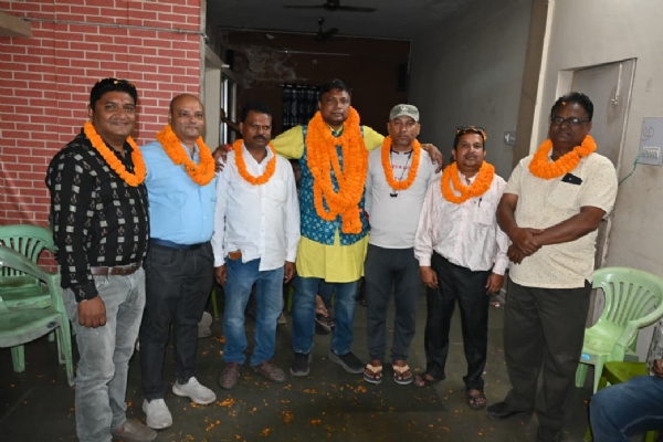 ସମ୍ବଲପୁର ପ୍ରେସକ୍ଲବର ନବ ନିର୍ବାଚିତ କର୍ମକର୍ତ୍ତାଙ୍କ ଦାୟିତ୍ୱ ଗ୍ରହଣ