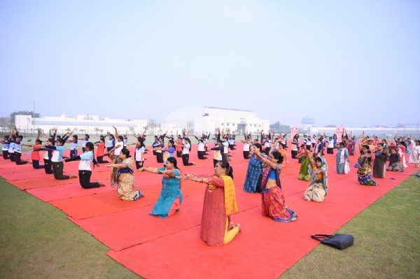 ମହିଳା ଦିବସ ଉପଲକ୍ଷେ ଯୋଗ ଶିବିର ଅନୁଷ୍ଠିତ