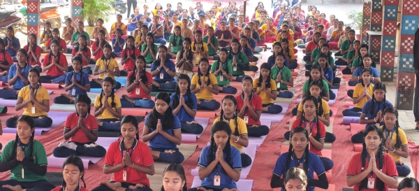 ବଲାଂଗିର ରେ ଜିଲ୍ଲାସ୍ତରୀୟ ସମୂହ ଯୋଗ ଶିବିର ଅନୁଷ୍ଠିତ