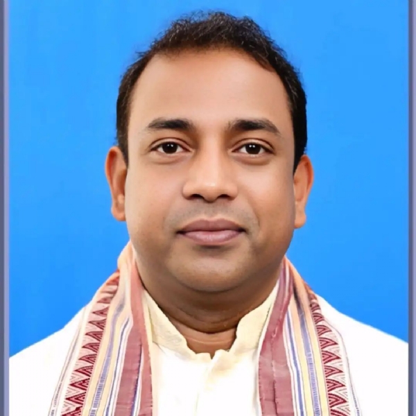 ବୀରମହାରାଜପୁର ବିଧାୟକ ଇଂ. ରଘୁନାଥ ଜଗଦଳା ହେଲେ ସୁବର୍ଣ୍ଣପୁର  ଜିଲ୍ଲା ଯୋଜନା କମିଟି ଅଧ୍ୟକ୍ଷ l