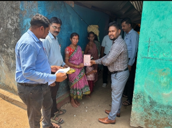 ୨୦୨୬–୨୭ ଶିକ୍ଷାବର୍ଷରେ ଭର୍ତ୍ତି ପାଇଁ ଆମନ୍ତ୍ରଣ ପତ୍ର ବଣ୍ଟନ