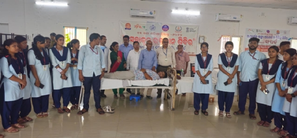 ଓଡ଼ିଶା ଦିବସ ଅବସରରେ ସଂପର୍କ ଓ ପୁରୀ ସେବା ସମିତି ତରଫରୁ ରକ୍ତଦାନ ଶିବିର ଆୟୋଜିତ