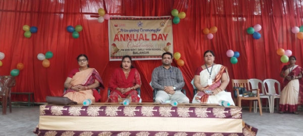 ପିଏମଶ୍ରୀ ବାଳିକା ଉଚ୍ଚ ବିଦ୍ୟାଳୟର ବାର୍ଷିକ ପୁରସ୍କାର ବିତରଣୀ ଉତ୍ସବ  ନୈତିକ ମୂଲ୍ୟବୋଧ ମନୁଷ୍ୟକୁ ସଫଳତା ଓ ସମ୍ମାନ ର ଶୀଖରକୁ ନେଇଯାଏ