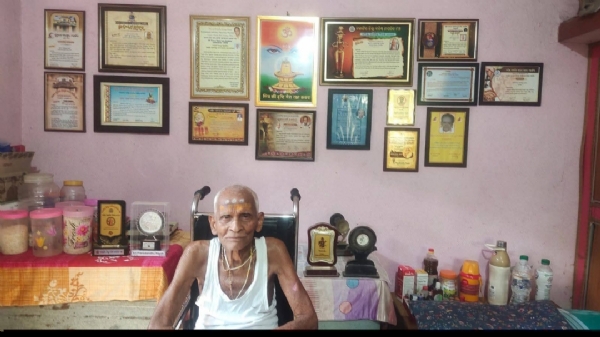 ଦିବ୍ୟ ଜିବନ ସଂଘର ପୂର୍ବତନ ସଭାପତି  ଛାତ୍ର ବତ୍ସଳ ଗୁରୁଜୀ ପ୍ରାଣବନ୍ଧୁ ନାୟକଙ୍କ ୯୬ତମ ଜନ୍ମ ଦିବସ ପାଳିତ