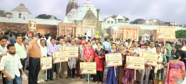 ପଦଯାତ୍ରା ଚାଲିଛି ଶୁଣୁନାହାନ୍ତି ସରକାର