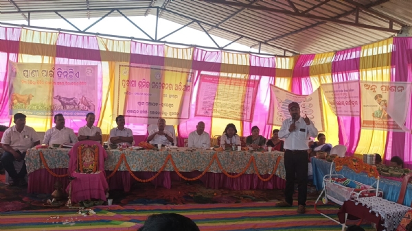 Prabasi shramik sachetanata