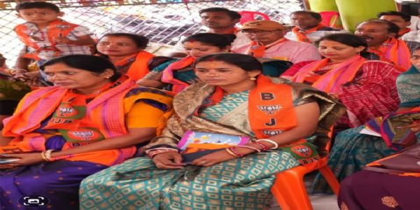 ଦଳୀୟ ଆଧାରରେ ବାଣ୍ଟିନେଲେ ଶିଶୁ ସହାୟତା ପଦବୀ,ପ୍ରଧାନଶିକ୍ଷକଙ୍କ ଭୂମିକାକୁ ନେଇ ପ୍ରଶ୍ନ