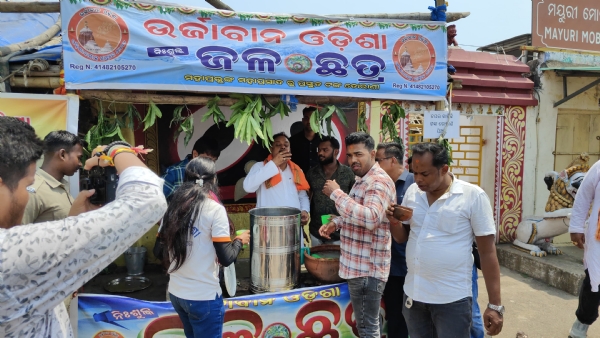 ଉର୍ଜାବାନ ଓଡିଶା ପକ୍ଷରୁ ଟଙ୍କ ତୋରାଣି ବିତରଣ ଉର୍ଜାବାନ ଓଡିଶା ପକ୍ଷରୁ ଟଙ୍କ ତୋରାଣି ବିତରଣ