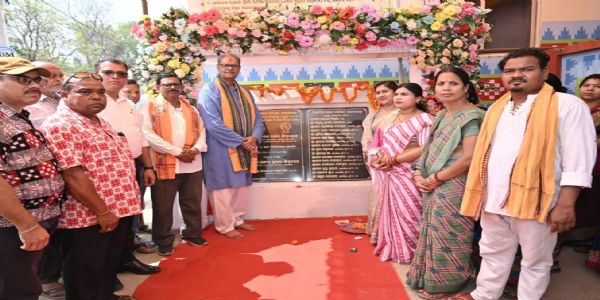 ପାଟଣାଗଡ଼ ବିଜ୍ଞାପିତ ଅଞ୍ଚଳ ପରିଷଦ ପକ୍ଷରୁ ବିଭିନ୍ନ ପ୍ରକଳ୍ପ     ପାଇଁ ଶୁଭ ଦେଲେ କେଭି ସିଂହଦେଓ