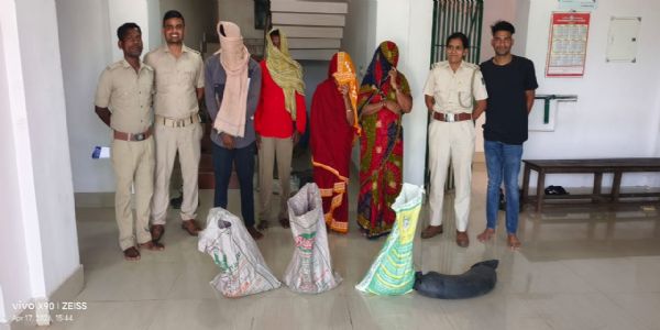 ୬୭ ଲିଟର ଦେଶି ମଦ ଜବତ, ୪ ଗିରଫ