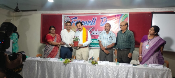 ଜେ ଏ ସ୍ ଏମ୍ କଲେଜ ଅଫ ଆର୍ଟ୍ସ, ସାଇନ୍ସ ଆଣ୍ଡ କମର୍ସ ତରଫରୁ ଫେରୱେଲ ସେରିମୋନୀ