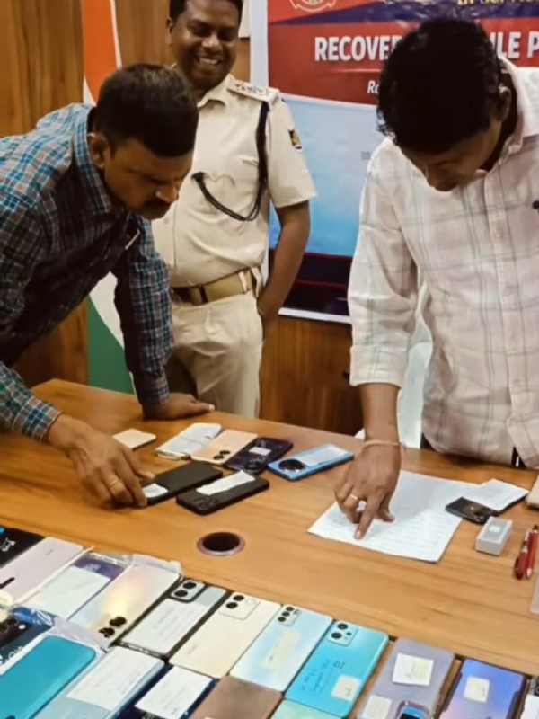 ହଜିଯାଇଥିବା ୧୧୪ ମୋବାଇଲ ଉଦ୍ଧାର