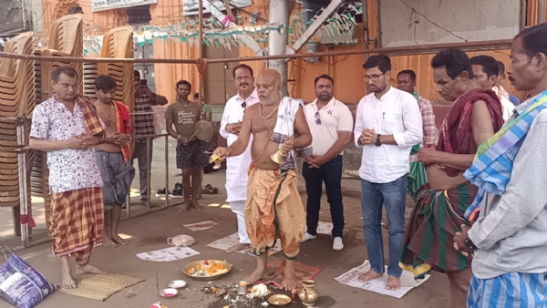 ରଥ ନିର୍ମାଣ କାଯ୍ୟର ଶୁଭାରମ୍ବ, ଲକ୍ଷ୍ମୀ  ନୃସିଂହଙ୍କ   ଚନ୍ଦନ ଲାଗି ବେଶ