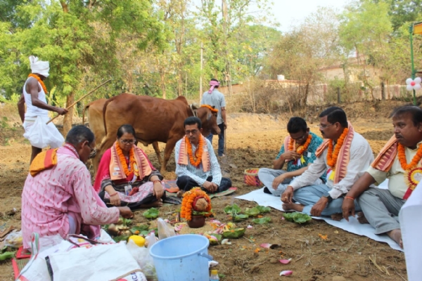 ଅକ୍ଷୟ ତୃତୀୟାରେ କୃଷି କାର୍ଯ୍ୟର ଶୁଭାରମ୍ଭ : କେଭିକେ ସୋନପୁରରେ ଅକ୍ଷୟ ତୃତୀୟା ପାଳିତ