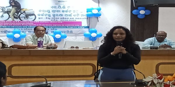 ମାଲକାନଗିରିରେ ପର୍ବତାରୋହୀ ସମୀରା ଖାନ୍,ଏଚପିଭି ଟୀକାକରଣ ଓ ମହିଳା ସଶକ୍ତିକରଣ ପାଇଁ ବାର୍ତ୍ତା