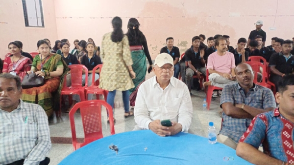 ମହାନଦୀ ଧାରାର ଜଳବାୟୁ ପରିବର୍ତ୍ତନ କନକ୍ଳେଭ୍ ୨୦୨୬,  ଜଳ ଓ ଶକ୍ତି ସଂରକ୍ଷଣ ସହ ପରିବେଶ ସୁରକ୍ଷା ନ କଲେ ମଣିଷ ବିକଳାଙ୍ଗ ହୋଇ ଯିବ: ଆଲୋଚକ