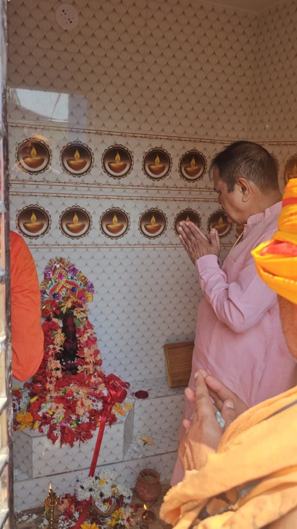 ଡଙ୍ଗାଗୁଡ଼ା ଠାରେ ମା ମଙ୍ଗଳା ପ୍ରତିଷ୍ଠା ଉତ୍ସବରେ  ବିଧାୟକଙ୍କ ଯୋଗଦାନ