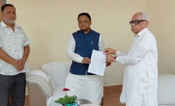 ବଲାଙ୍ଗିରବାସୀଙ୍କ ପାଇଁ ମୁଖ୍ୟମନ୍ତ୍ରୀଙ୍କୁ ଭେଟିଲେ ନରସିଂହ