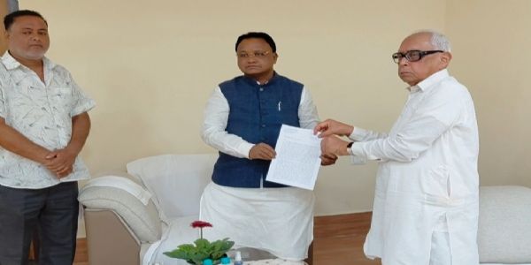 ବଲାଙ୍ଗିରବାସୀଙ୍କ ପାଇଁ ମୁଖ୍ୟମନ୍ତ୍ରୀଙ୍କୁ ଭେଟିଲେ ନରସିଂହ