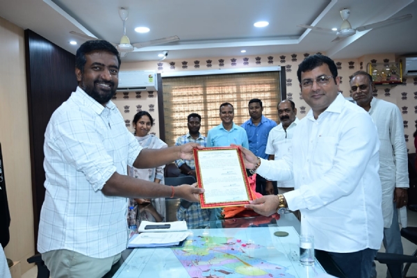 ଜିଲ୍ଲା ଯୋଜନା ବୋର୍ଡ ର ଅଧ୍ୟକ୍ଷ ଭାବେ ଦାୟିତ୍ବ ନେଲେ ଓମ ପ୍ରକାଶ ମିଶ୍ର