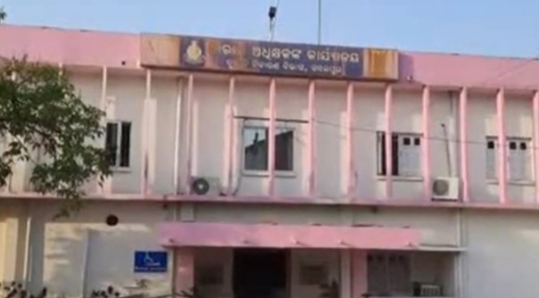 ଭିଜିଲାନ୍ସ ବିଭାଗ ଦ୍ବାରା ଦୁଇ ଯନ୍ତ୍ରୀ ଦୋଷୀ ସାବ୍ୟସ୍ତ