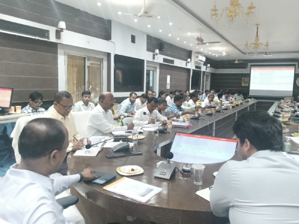 Jilla unnayana samiti baithak