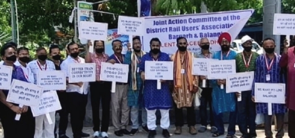 ମିଳିତ କ୍ରୀୟାନୁଷ୍ଠାନ କମିଟି ନିଶ୍ଚିତ କଲା ରେଲ ରୋକୋ