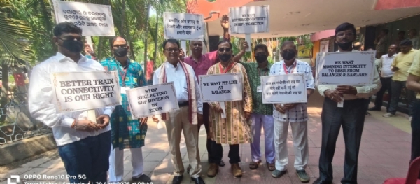 ମିଳିତ କ୍ରୀୟାନୁଷ୍ଠାନ କମିଟି ନିଶ୍ଚିତ କଲା ରେଲ ରୋକୋ