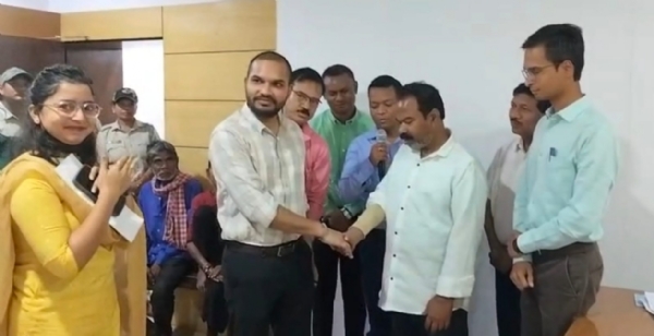 କଳାହାଣ୍ଡି ଜିଲ୍ଲାସ୍ତରୀୟ ଯୁଗ୍ମ ଜନଶୁଣାଣୀ ଓ ସମାଧାନ ଶିବିର ଅନୁଷ୍ଠିତ