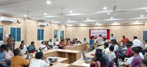 ସୁବର୍ଣ୍ଣପୁର ଜିଲ୍ଲାର ସୋନପୁର ବ୍ଲକ ସ୍ତରୀୟ ଜିଲ୍ଲାପାଳ ଓ ଆରକ୍ଷୀ ଅଧିକ୍ଷକଙ୍କ ଯୁଗ୍ମ ଅଭିଯୋଗ ଶୁଣାଣି ଶିବିର ସୋନପୁର ପଞ୍ଚାୟତ ସମିତି କାର୍ଯ୍ୟାଳୟ ସ୍ଥିତ ସଭାଗୃହ ଠାରେ ଅନୁଷ୍ଠିତ  ।  ବିଭିନ୍ନ ପ୍ରକାରର ୫୪ (ଚଉବନ) ଗୋଟି ଅଭିଯୋଗ ଦରଖାସ୍ତ ଗ୍ରହଣ :