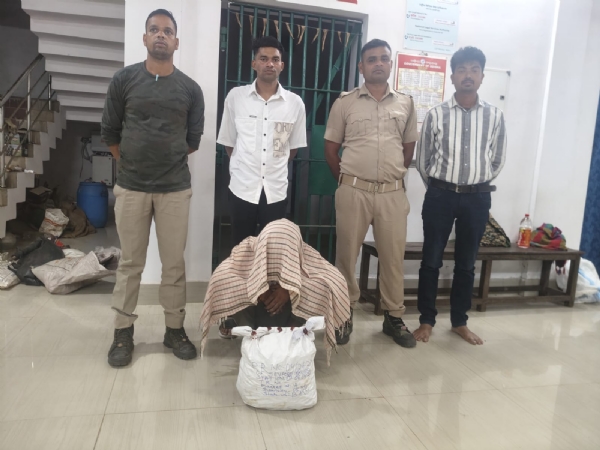 ଗଞ୍ଜେଇ  ଚାଲାଣ ବେଲେ ଚଢାଉ, ଜଣେ ଗିରଫ